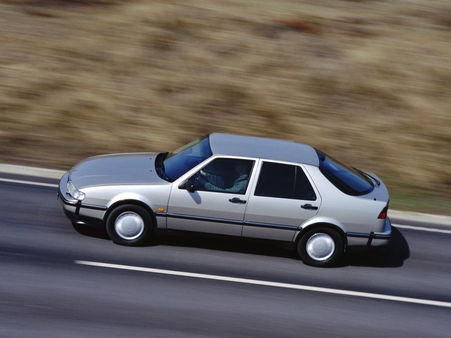  Saab 9000 CS 1996 года  (фото 14 из 16)
